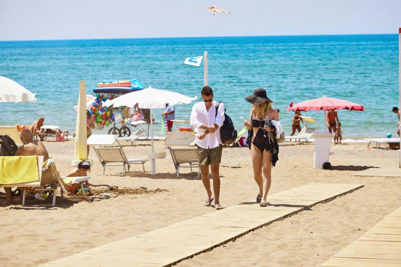 Edri Beach House - Villa Con Piscina Pontecagnano Eksteriør billede
