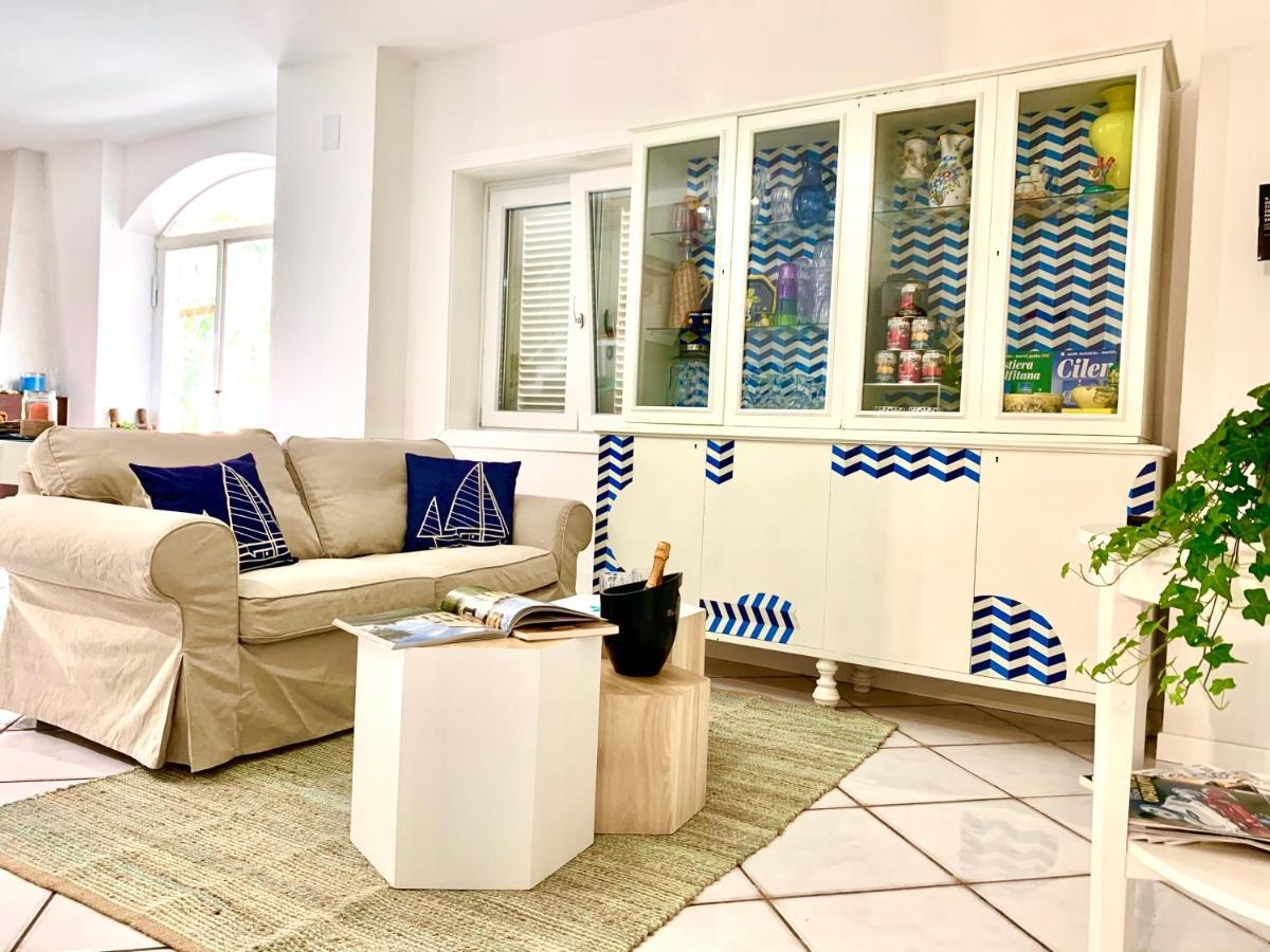 Edri Beach House - Villa Con Piscina Pontecagnano Eksteriør billede
